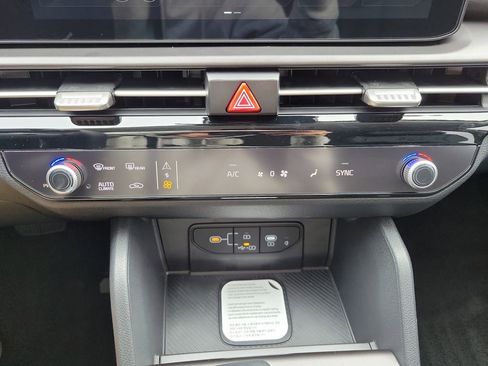 New 2026 Kia Sportage EX image 34