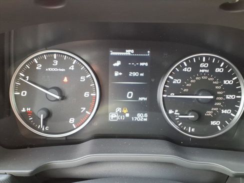 Certified 2025 Subaru Forester Premium image 17