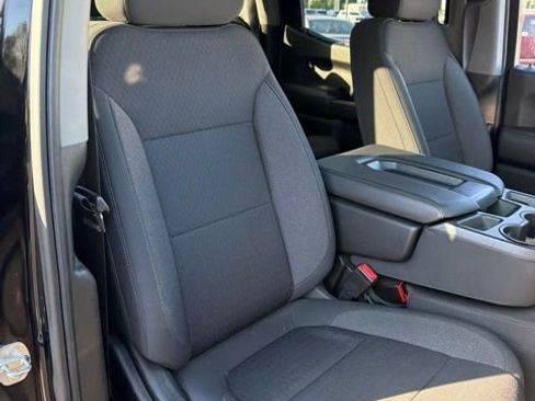 Used 2022 Chevrolet Silverado 1500 Custom AWD/4WD image 19