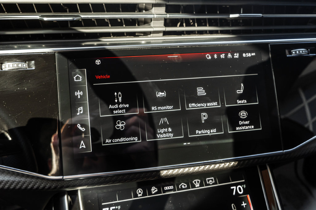 Used 2022 Audi RS Q8 AWD/4WD image 21