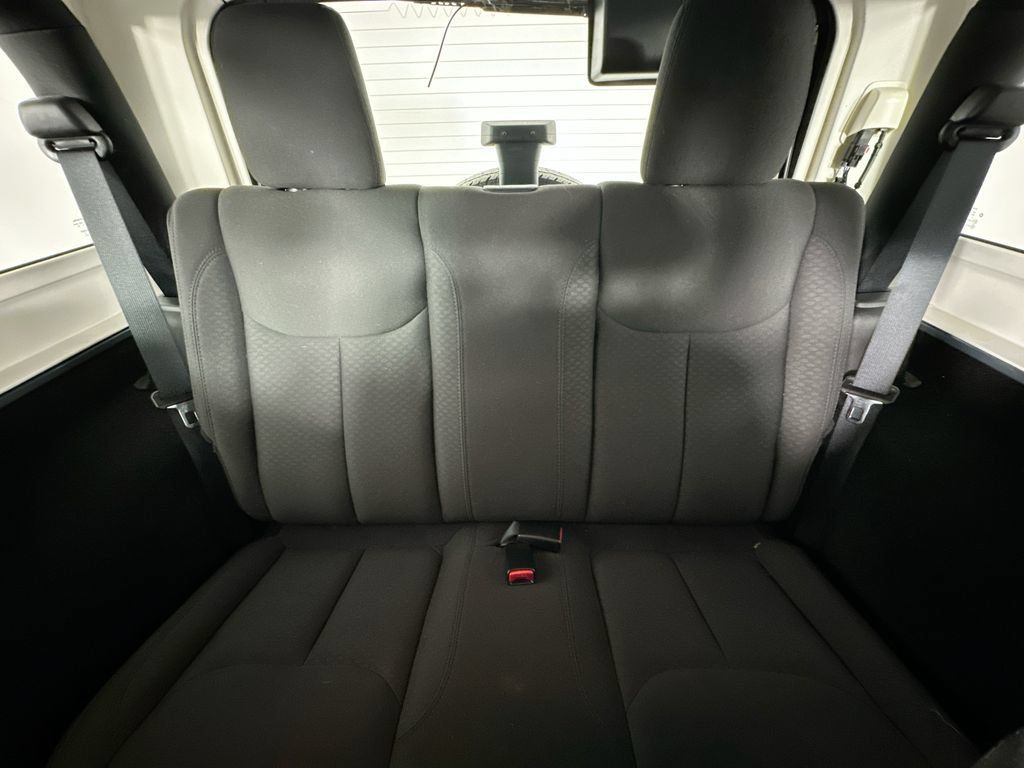 Used 2015 Jeep Wrangler Sport w/ Connectivity Group AWD/4WD image 13