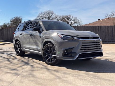 Used 2024 Lexus TX 500h AWD w/ Technology Package image 1