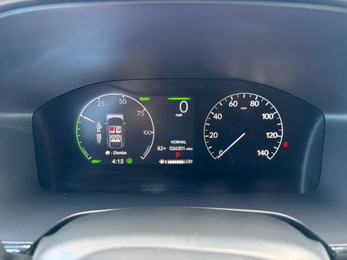 Used 2025 Honda CR-V Sport-L image 4