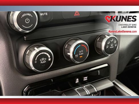 Used 2019 RAM 1500 Big Horn AWD/4WD image 27