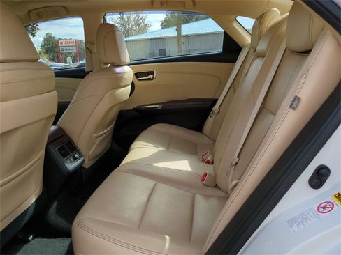 Used 2014 Toyota Avalon Limited image 13
