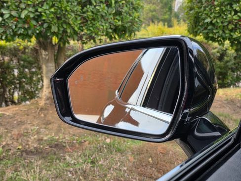 Used 2019 Lincoln Nautilus Reserve image 9