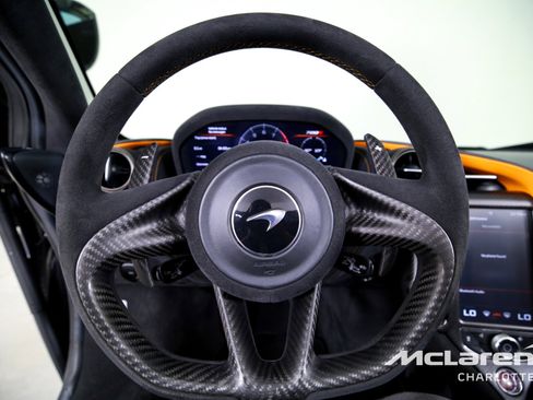 Used 2020 McLaren 720S Performance image 16