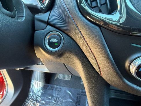 Used 2024 Chevrolet Equinox RS AWD/4WD image 17