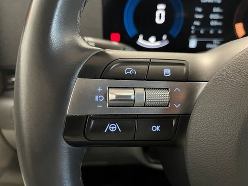 Used 2024 Hyundai Kona SEL FWD image 24
