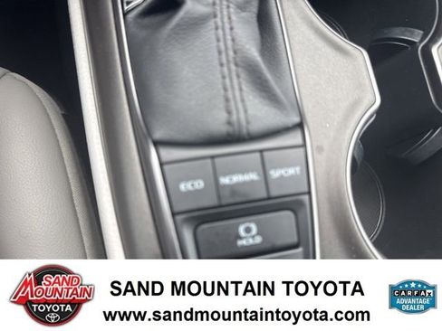 Used 2023 Toyota Camry XSE w/ Navigation Package image 19