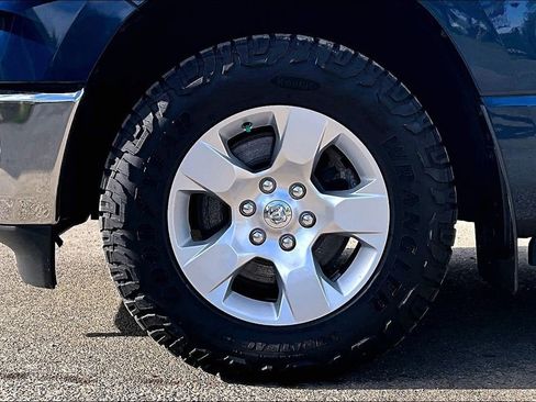 Used 2021 RAM 1500 Big Horn AWD/4WD image 11