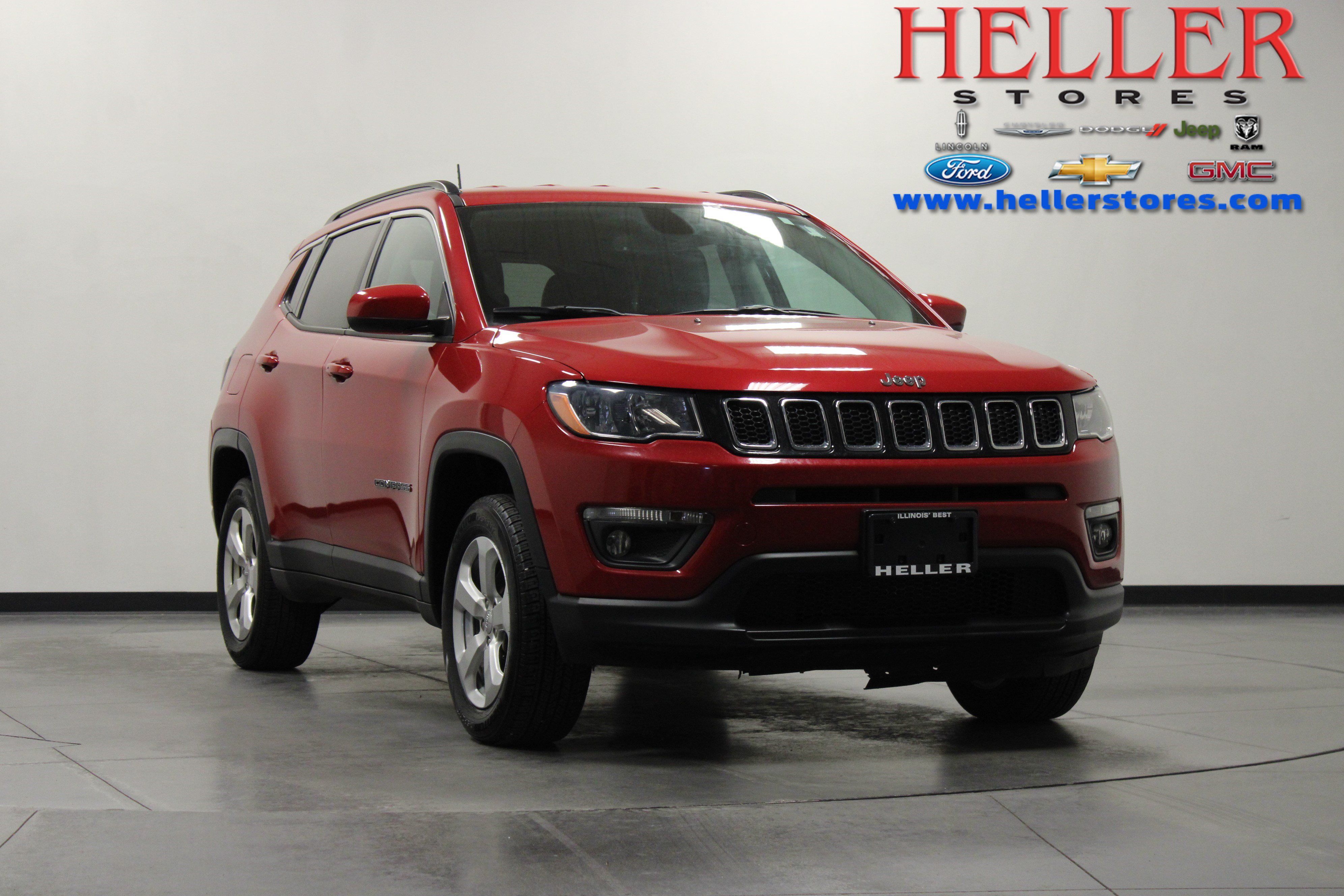 Used 2019 Jeep Compass Latitude w/ Popular Equipment Group AWD/4WD image 1