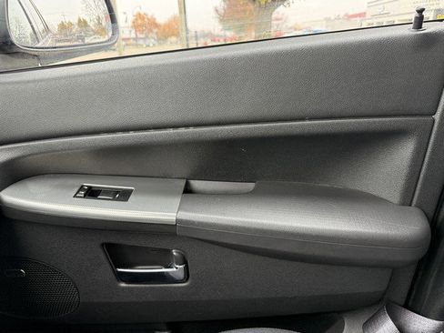 Used 2010 Jeep Grand Cherokee Laredo w/ Sun/Sound Group image 33