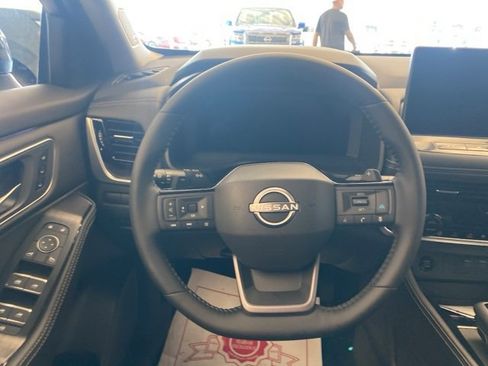 New 2026 Nissan Rogue Platinum w/ Platinum Premium Package image 15