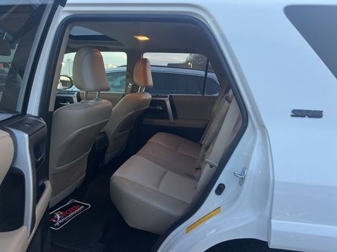 Used 2021 Toyota 4Runner SR5 Premium image 9