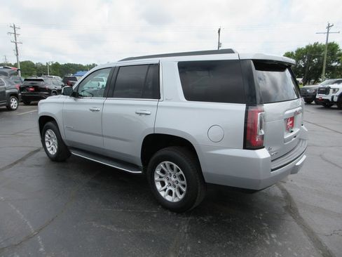 Used 2018 GMC Yukon SLT AWD/4WD image 8