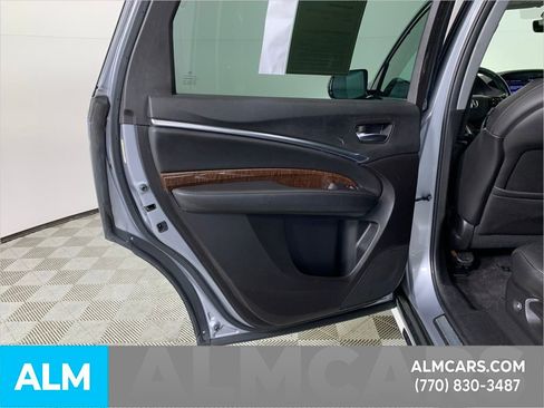 Used 2017 Acura MDX SH-AWD image 32