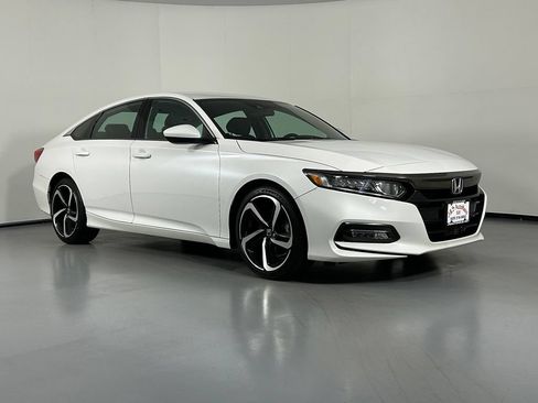 Used 2020 Honda Accord Sport image 1