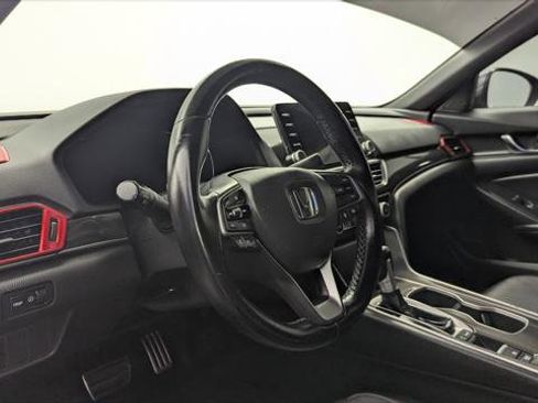 Used 2020 Honda Accord Sport image 24