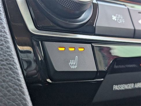 Used 2019 Honda Civic Touring image 25