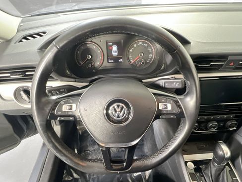 Used 2020 Volkswagen Passat 2.0T SE w/ Sunroof Package image 11