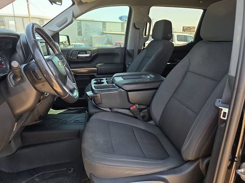 Used 2021 Chevrolet Silverado 1500 LT w/ Z71 Off-Road Package AWD/4WD image 18