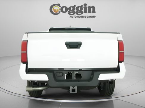 Used 2026 Toyota Tacoma SR5 RWD image 13