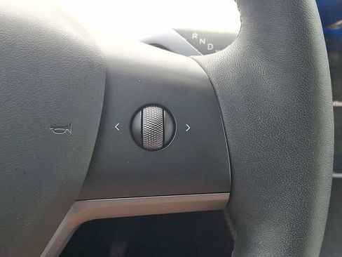 Used 2023 Tesla Model Y Long Range AWD/4WD image 24