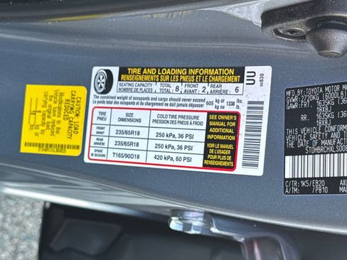 Used 2020 Toyota Highlander XLE AWD/4WD image 52