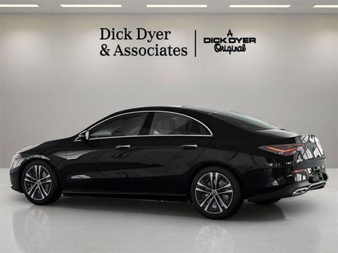 Used 2025 Mercedes-Benz CLA 250 image 22