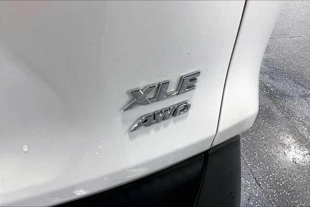 Used 2023 Toyota RAV4 XLE Premium AWD/4WD image 23
