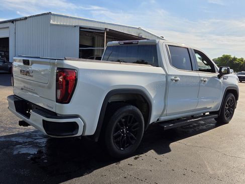 Used 2022 GMC Sierra 1500 Elevation RWD image 5