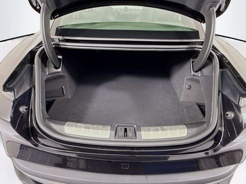 Used 2020 Porsche Taycan Turbo image 29