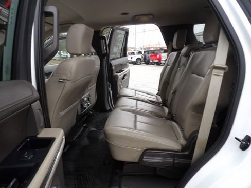 Used 2018 Ford Expedition XLT w/ Equipment Group 202A image 27