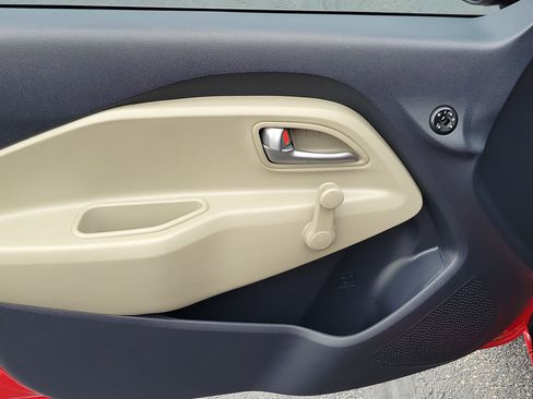 Used 2014 Kia Rio LX FWD image 18
