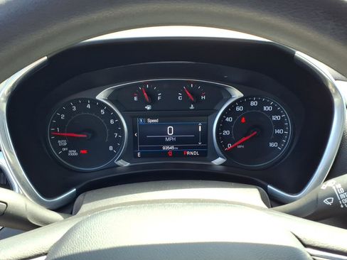 Used 2021 Chevrolet Equinox LT FWD image 19