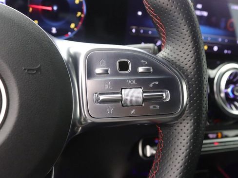 Used 2022 Mercedes-Benz GLA 250 image 15