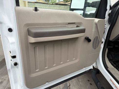 Used 2008 Ford F450 2WD Regular Cab Super Duty image 12