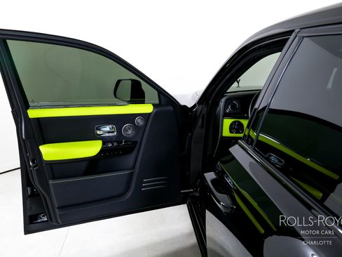 Used 2019 Rolls-Royce Phantom Sedan image 11