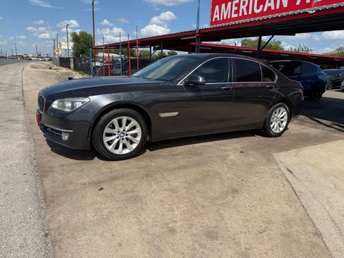 Used 2015 BMW 740i RWD image 6