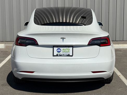 Used 2020 Tesla Model 3 Standard Range Plus image 6