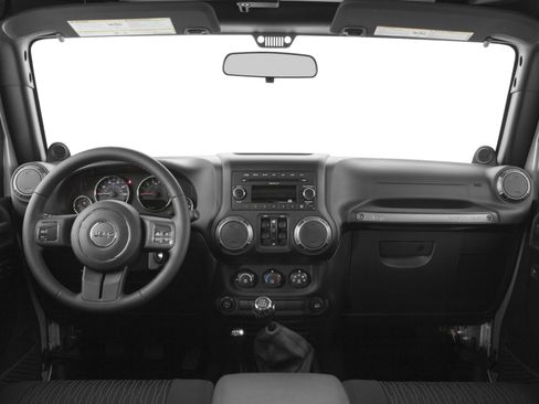 Used 2016 Jeep Wrangler Unlimited Sahara image 7