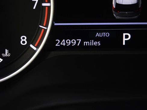 Used 2025 Nissan Rogue SV image 26