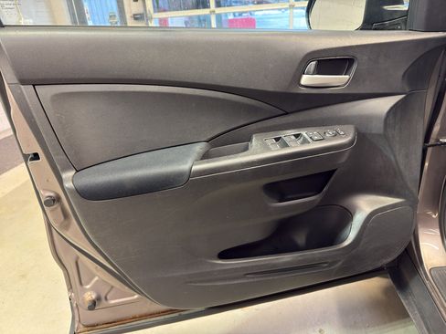 Used 2015 Honda CR-V LX image 15