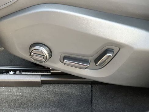 New 2026 Volvo XC60 B5 Plus w/ Protection Package Premier image 16