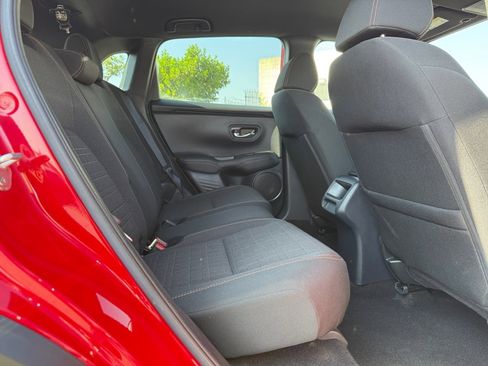 Used 2024 Honda HR-V Sport image 17