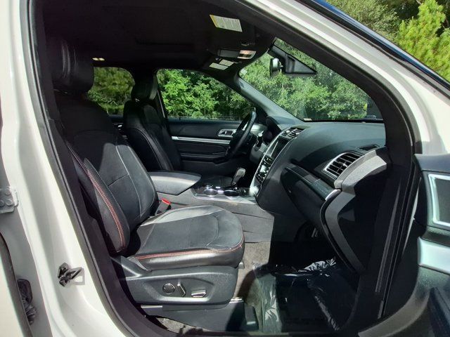 Used 2018 Ford Explorer Sport w/ Equipment Group 401A AWD/4WD image 25