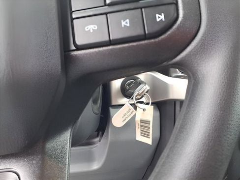 New 2025 Ford F550 2WD Regular Cab Super Duty image 7