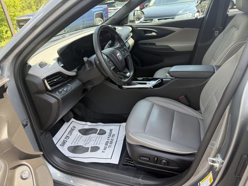 Used 2024 Buick Envista Avenir image 10