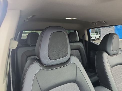 Used 2020 Chevrolet Colorado Z71 AWD/4WD image 22